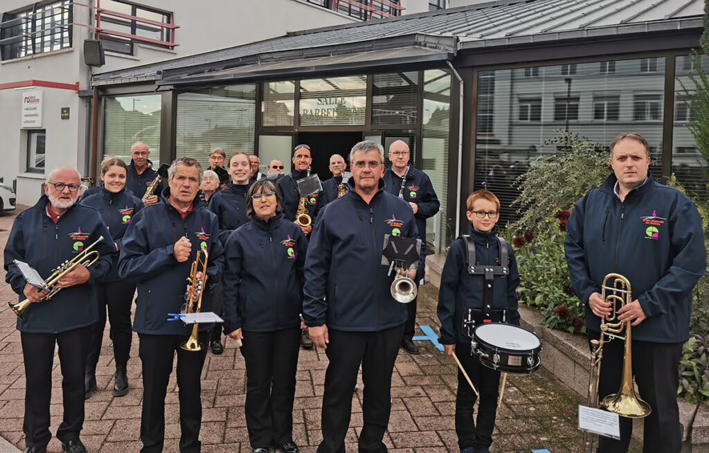 Orchestre d'harmonie à la cérémonie de libération de Golbey