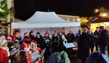 Chorale coup de Choeur à l'inauguration du marché de Noël de Golbey