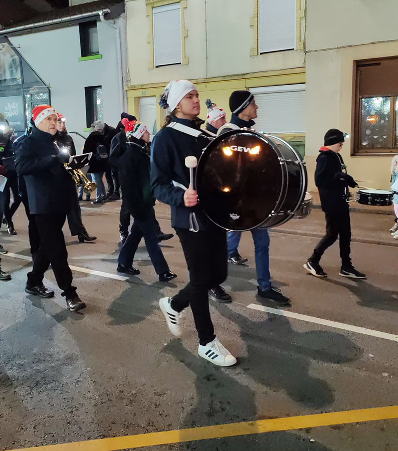 Défilé de Saint Nicolas 2024 à Golbey avec l'orchestre d'Harmonie de l'Union Musicale de Golbey