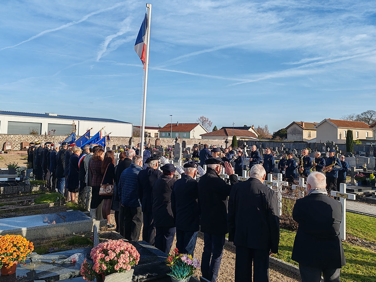 11 Novembre 2025 - Cérémonie de commémoration de l'armistice à Golbey avec l'orchestre d'harmonie