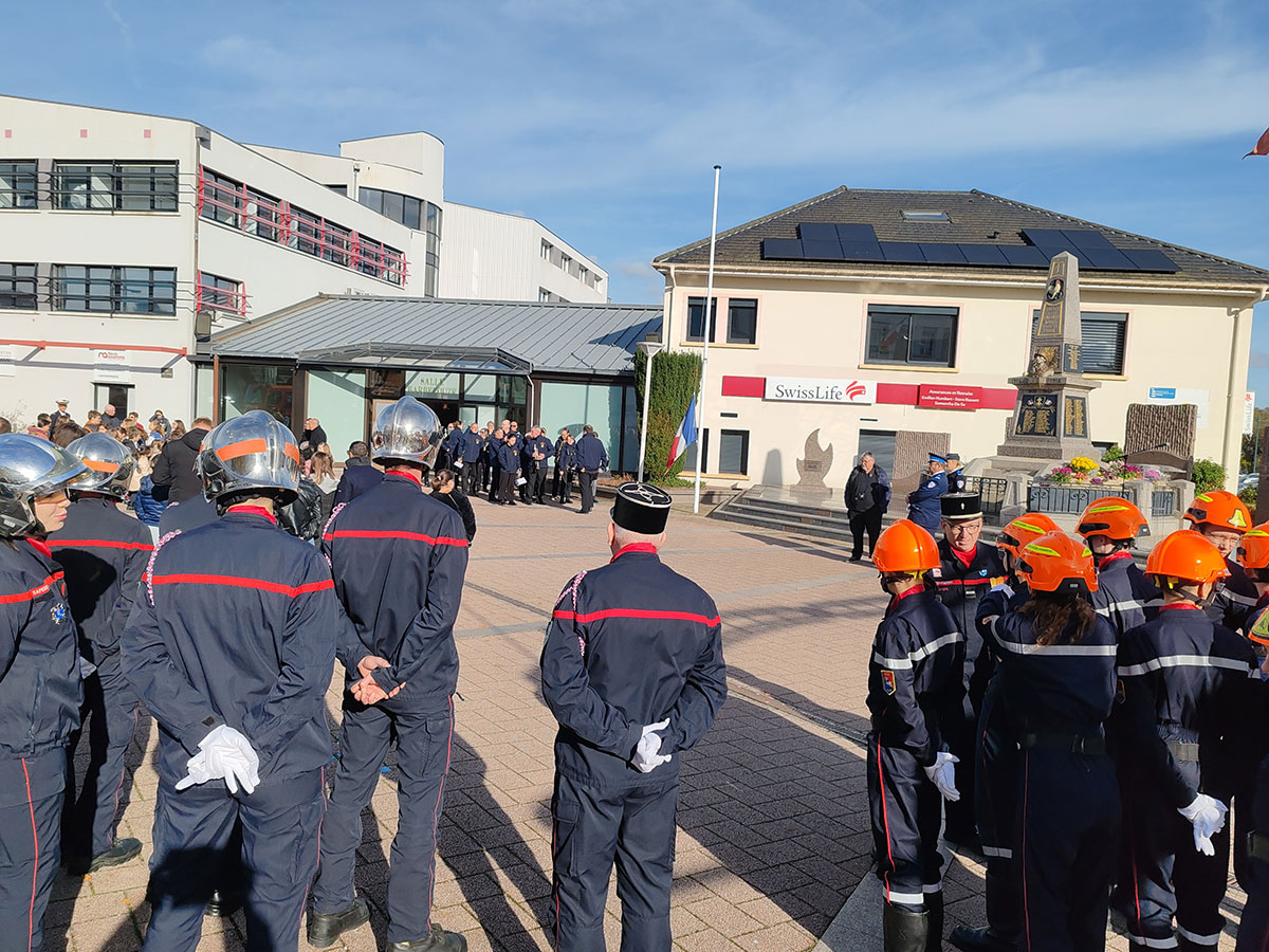 11 Novembre 2025 - Cérémonie de commémoration de l'armistice à Golbey avec l'orchestre d'harmonie